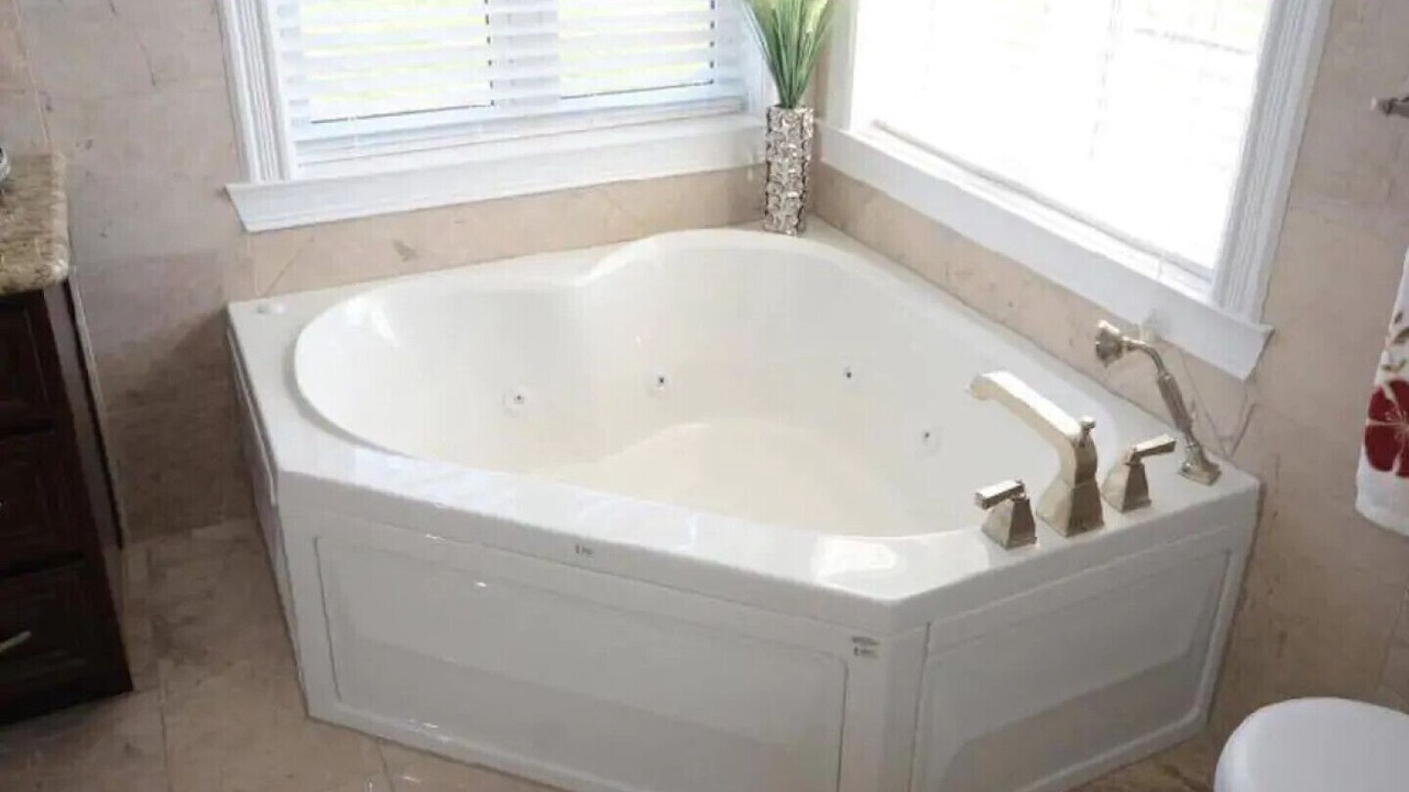 Photo of Bathroom in Carrying Place