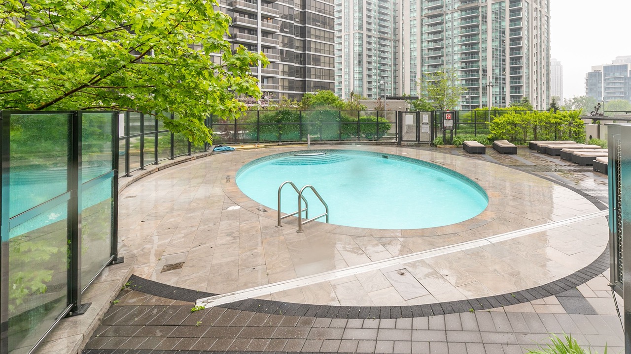 Photo of Outdoor in Willowdale