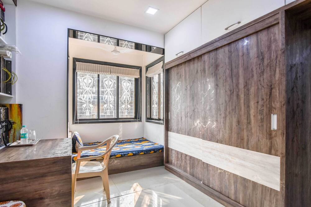 Photo of Bedroom in J B Nagar