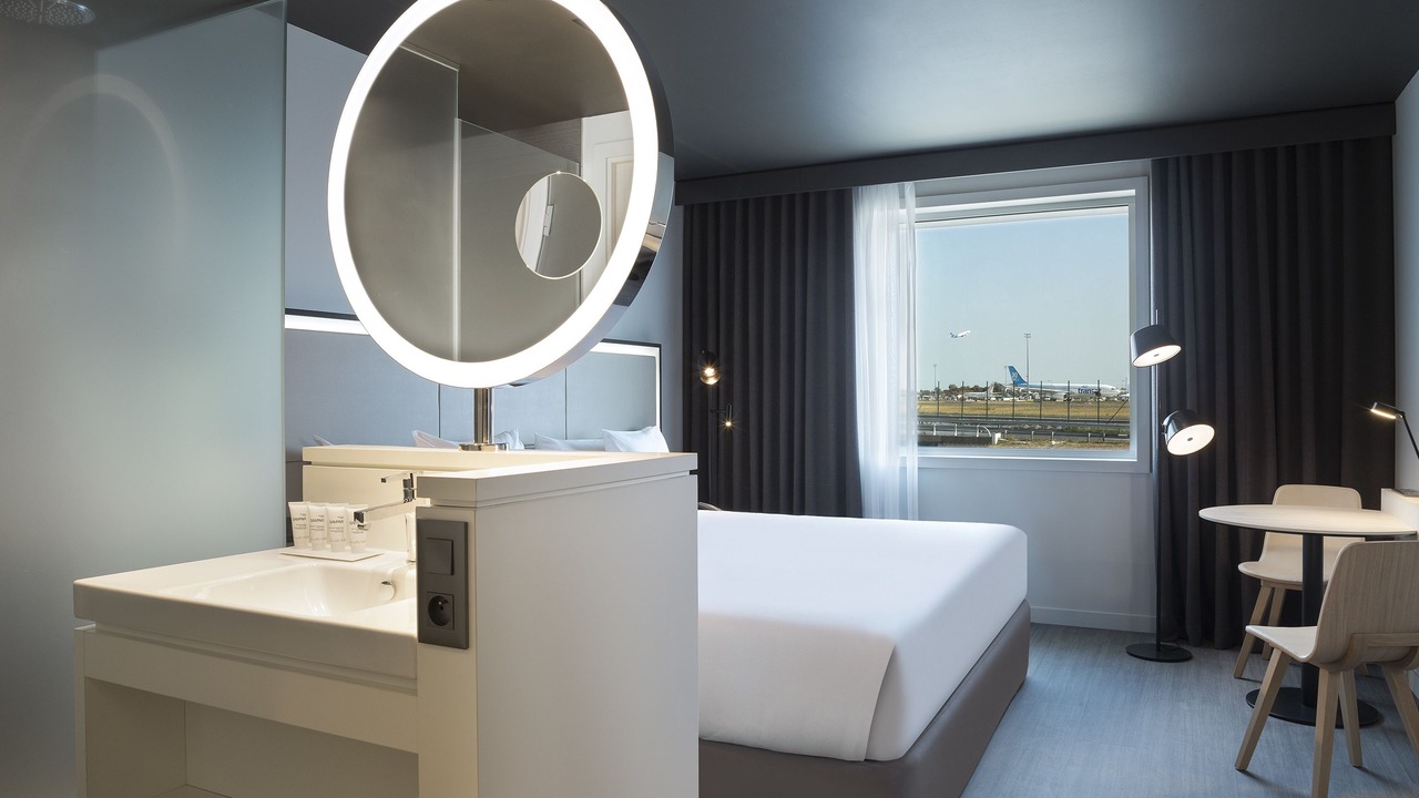 Photo of Bedroom in Roissy-en-France