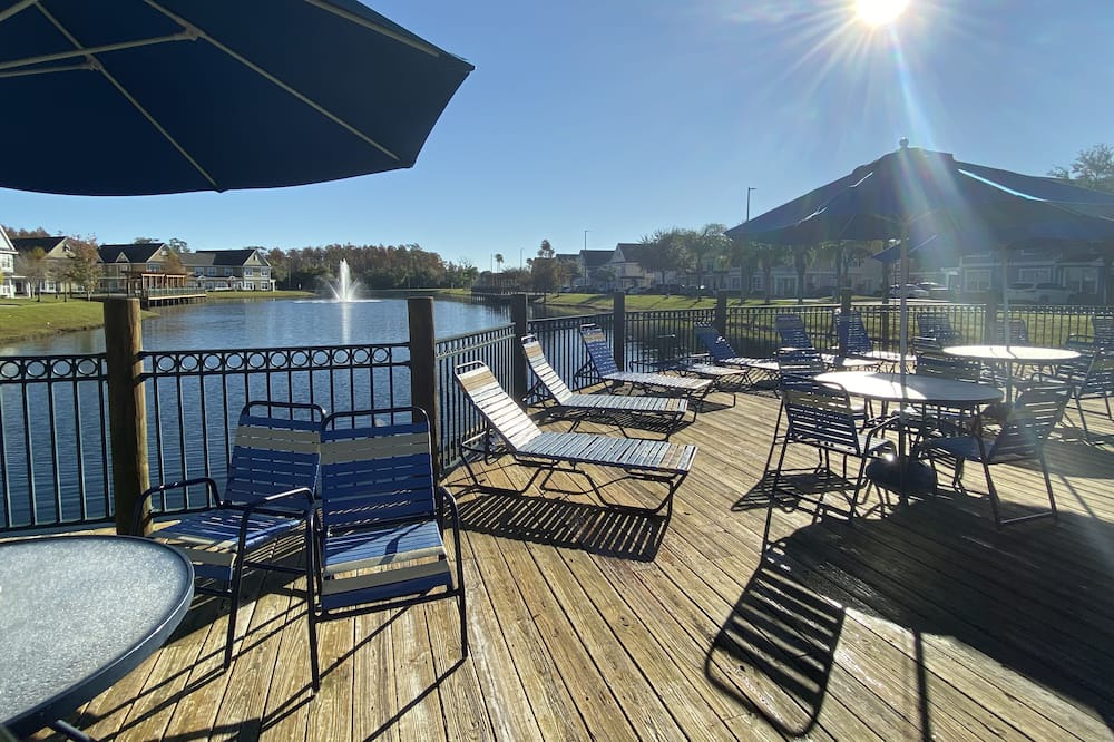 Photo of Patio Balcony in Venetian Bay Villages