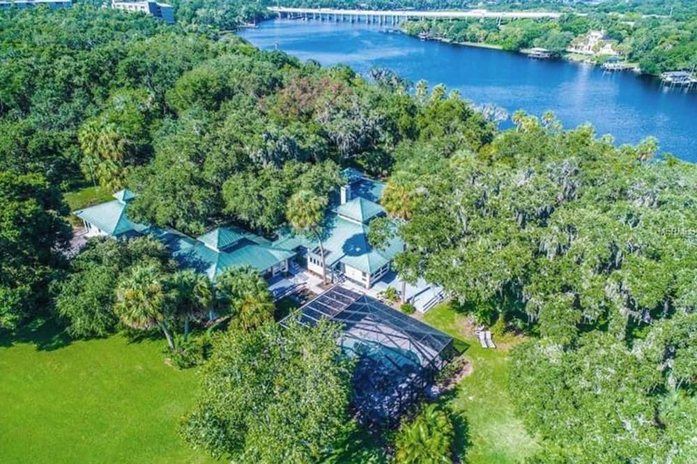 Photo of Outdoor in Riverview