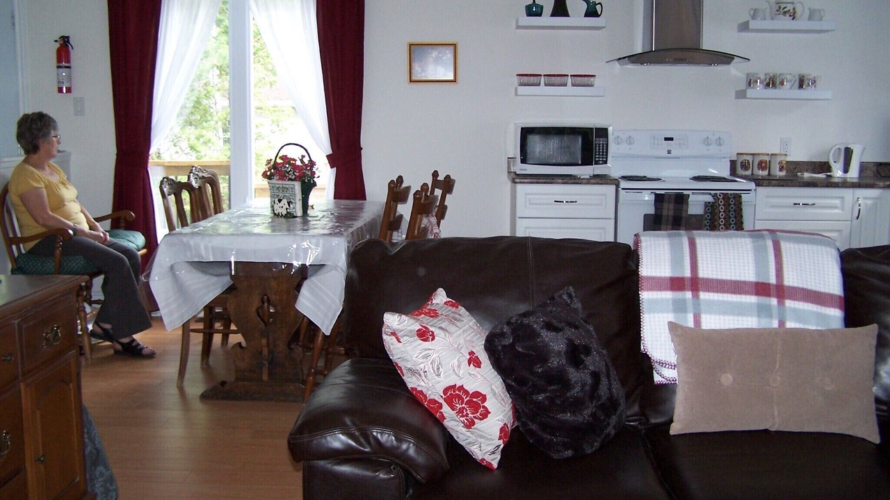 Photo of Livingroom in Morrisburg