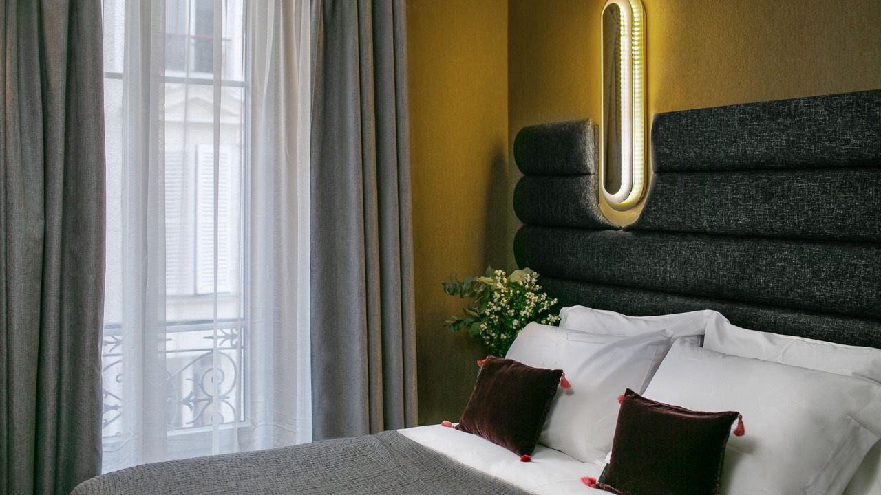 Photo of Bedroom in Hopital Saint-Louis