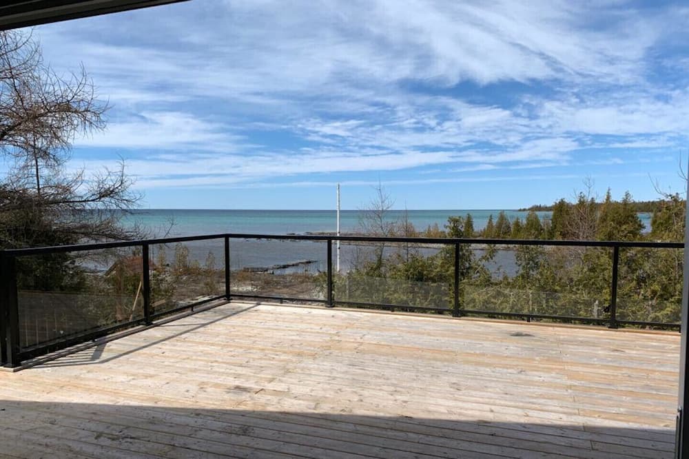 Photo of Patio Balcony in Northern Bruce Peninsula
