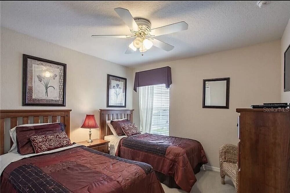Photo of Bedroom in Tuscan Ridge