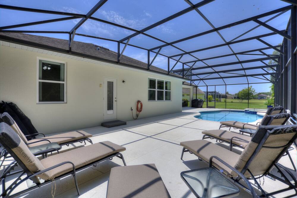 Photo of Outdoor in Ridgewood Lakes