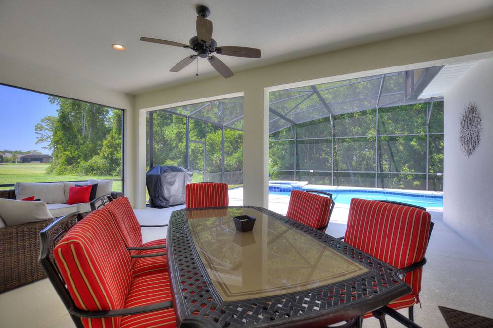 Photo of Outdoor in Ridgewood Lakes