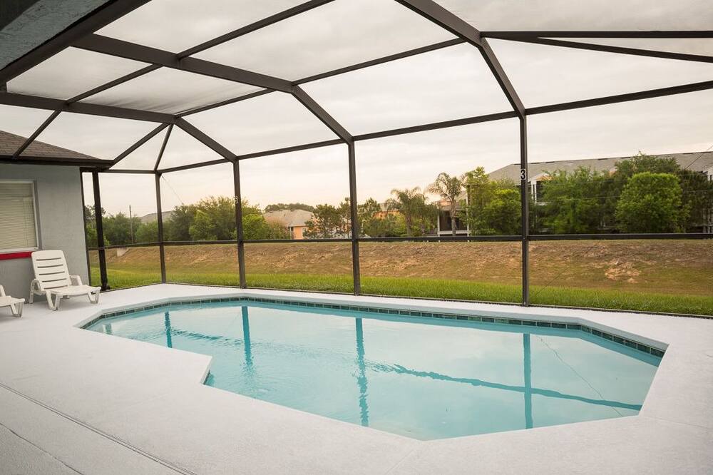 Photo of Outdoor in Hillcrest Estates