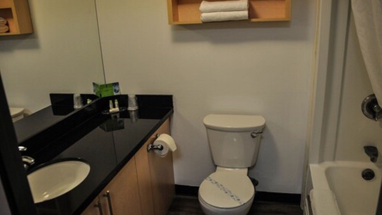 Photo of Bathroom in Doon South