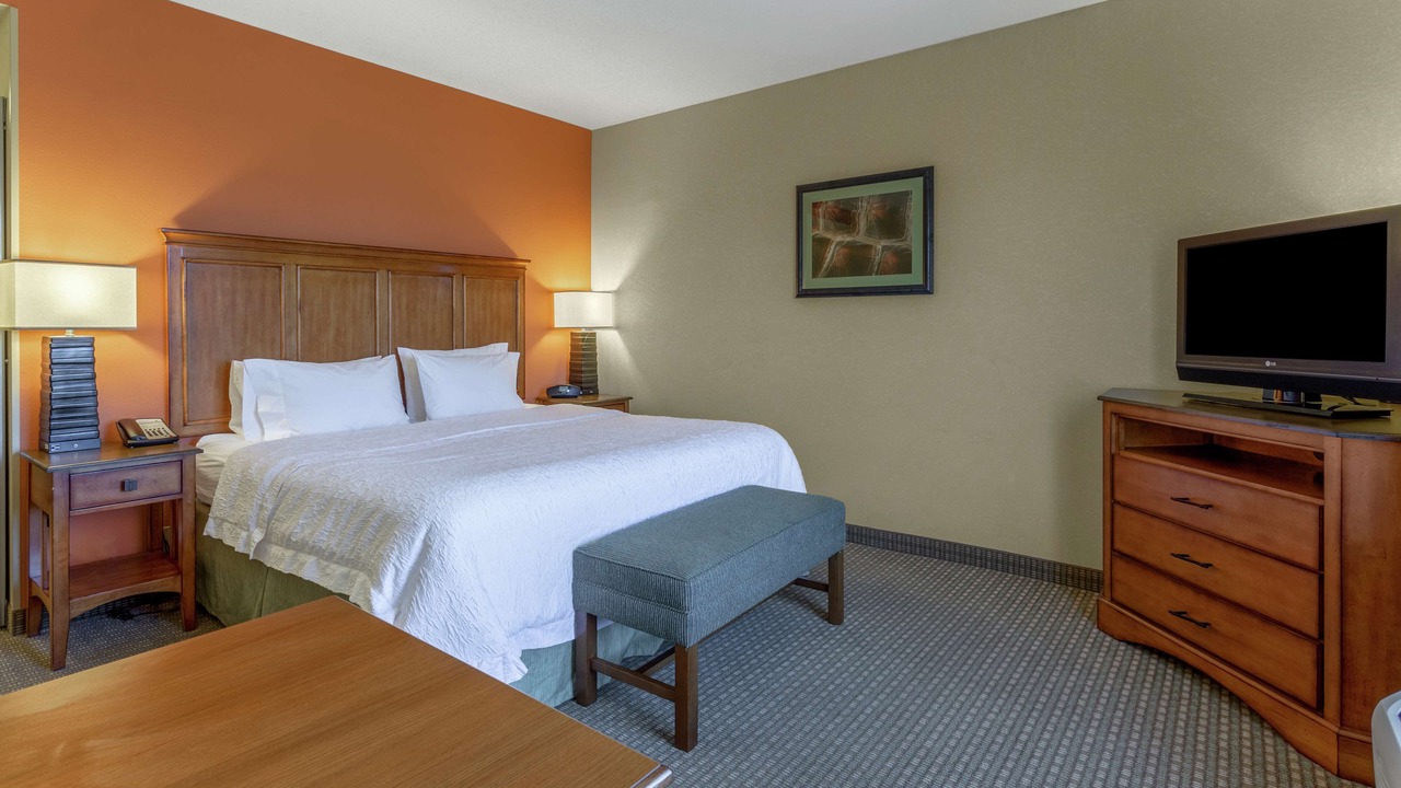 Photo of Bedroom in Okeechobee