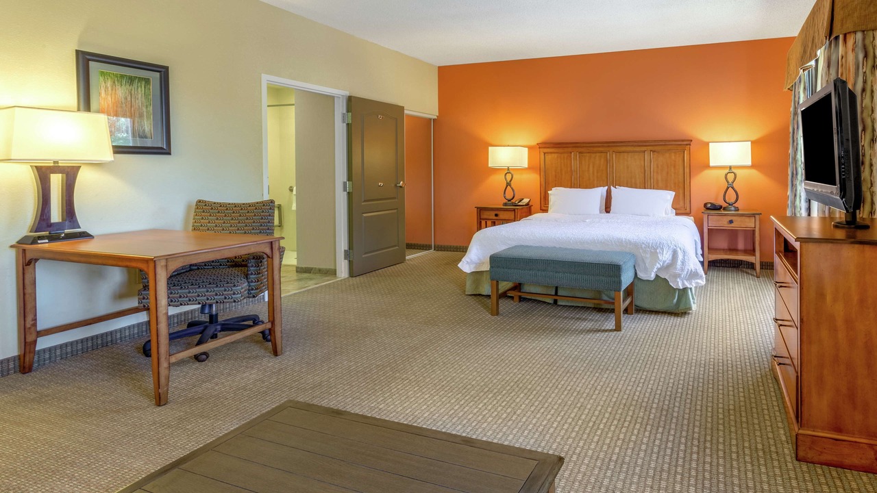 Photo of Bedroom in Okeechobee