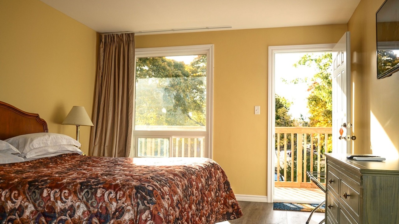 Photo of Bedroom in Meaford