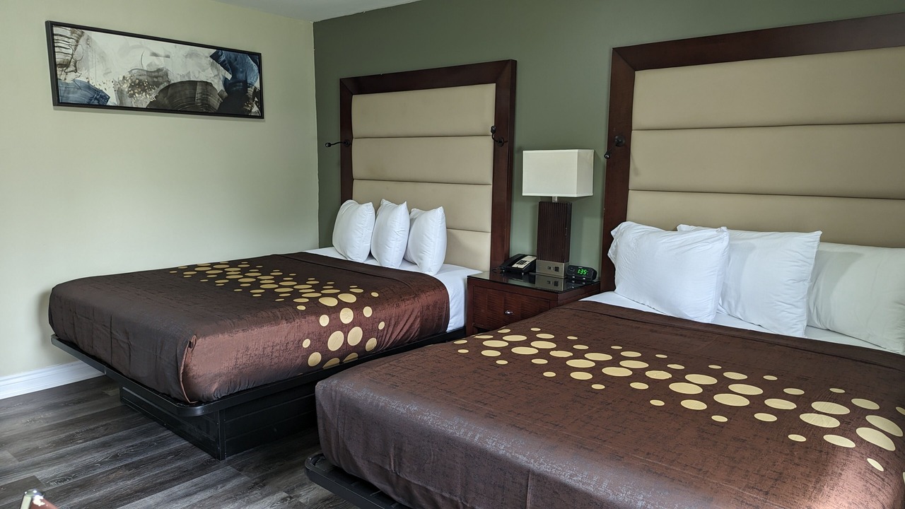 Photo of Bedroom in Bracebridge