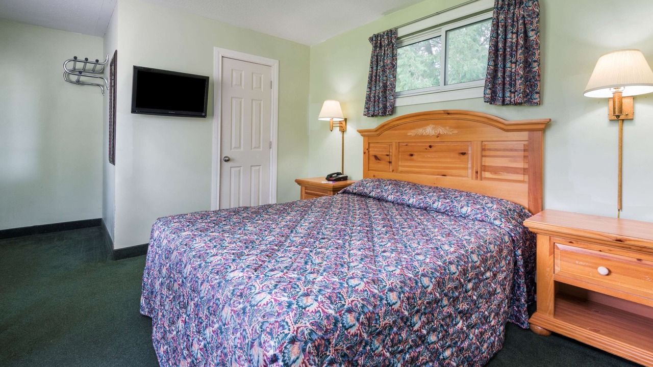 Photo of Bedroom in Bracebridge