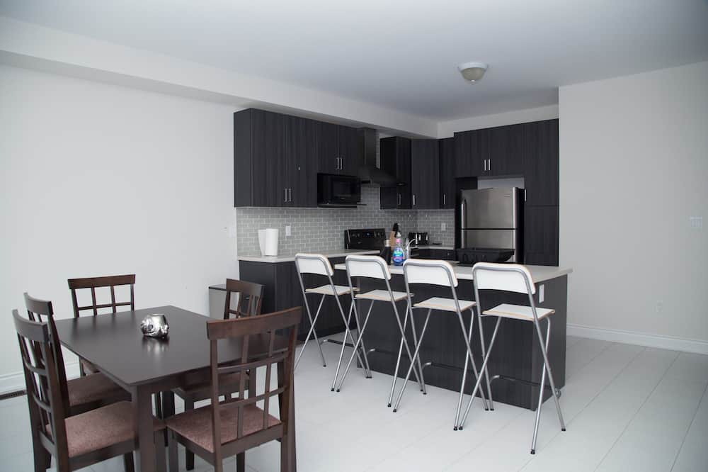 Photo of Kitchen in Bowmanville