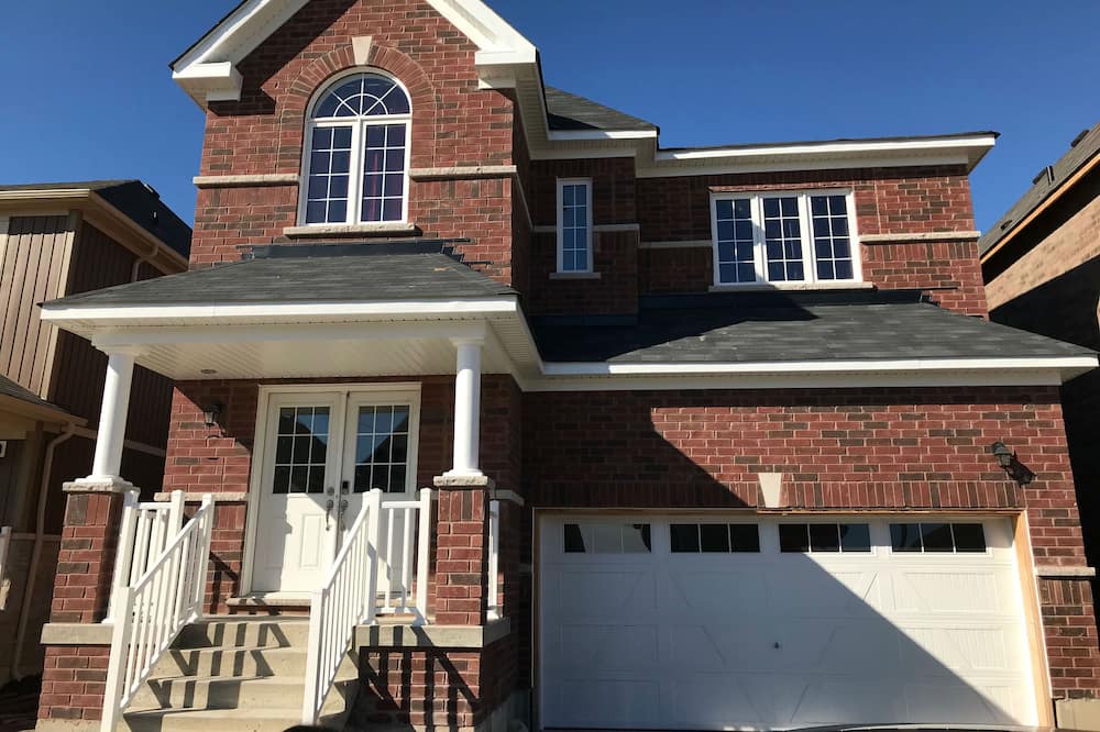 Photo of Outdoor in Bowmanville