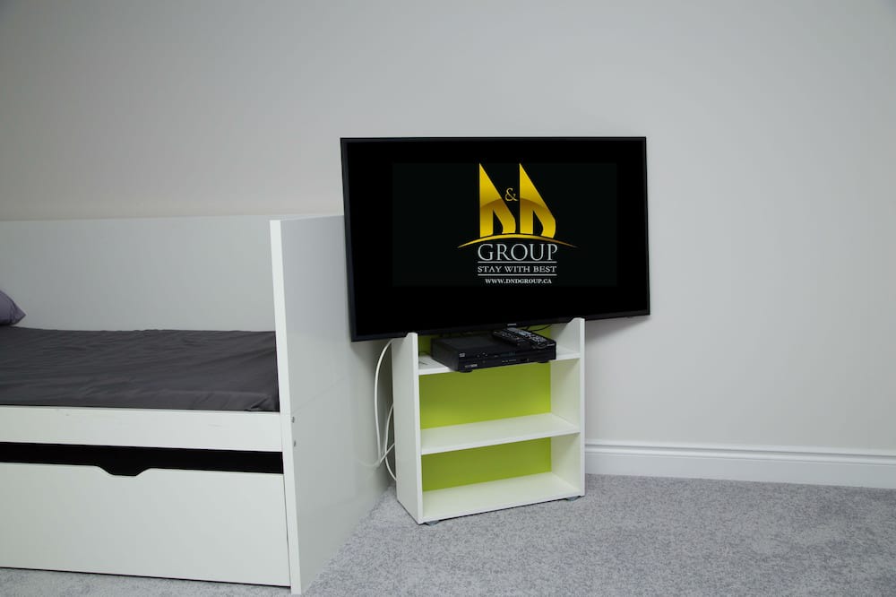 Photo of Bedroom in Bowmanville