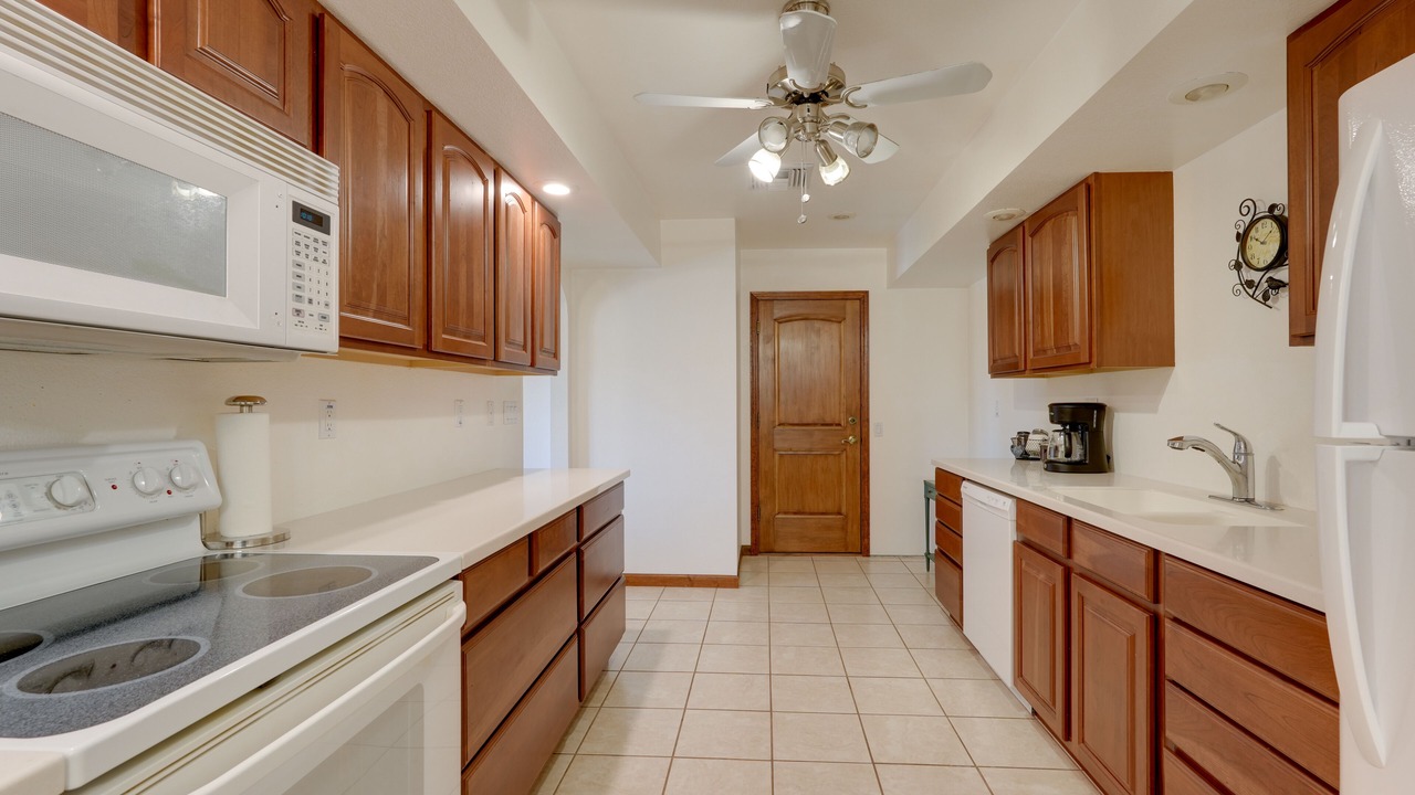 Photo of Kitchen in Black Canyon City