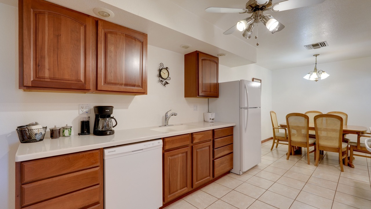 Photo of Kitchen in Black Canyon City