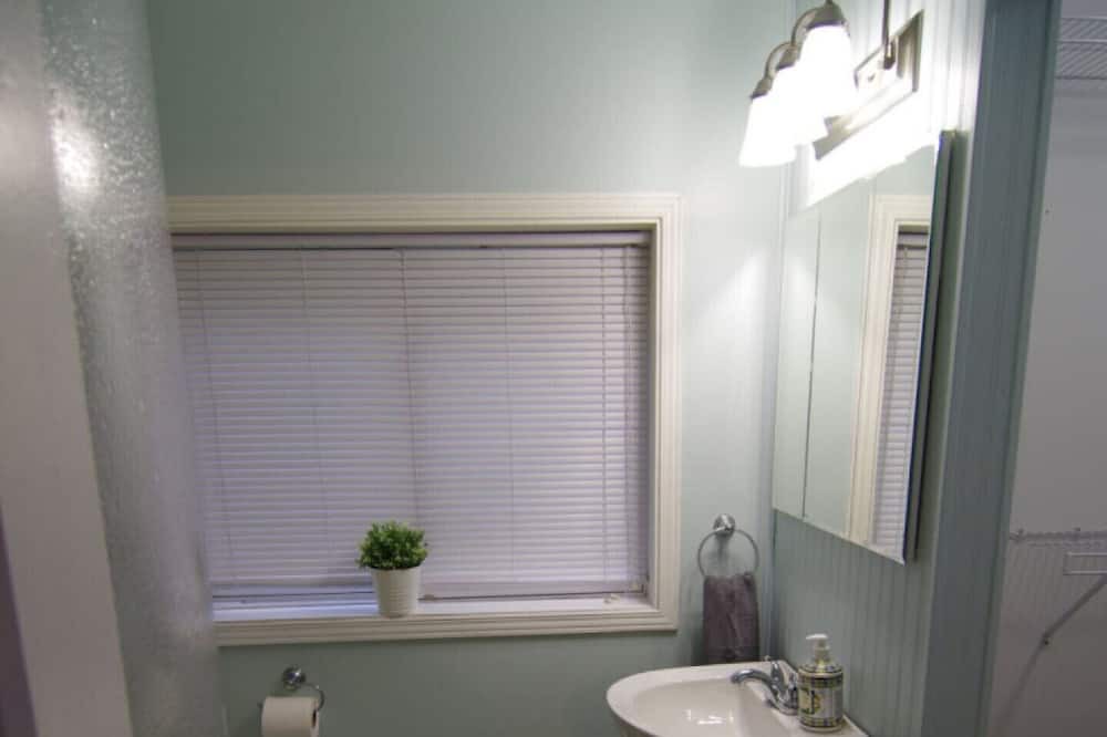 Photo of Bathroom in North Port