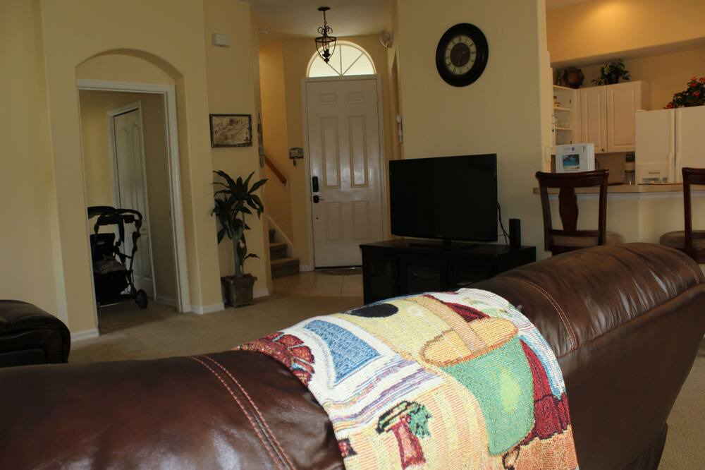 Photo of Bedroom in Davenport