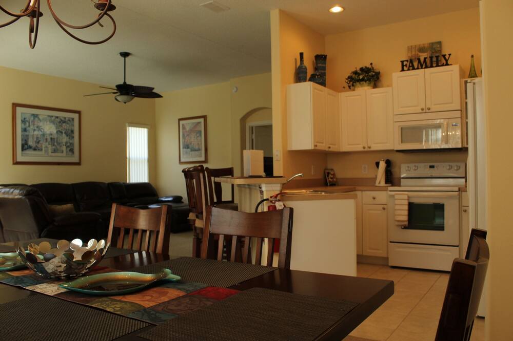 Photo of Kitchen in Davenport