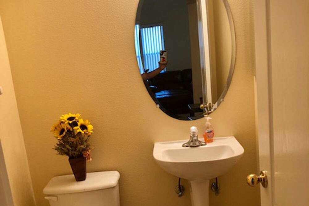 Photo of Bedroom in Davenport