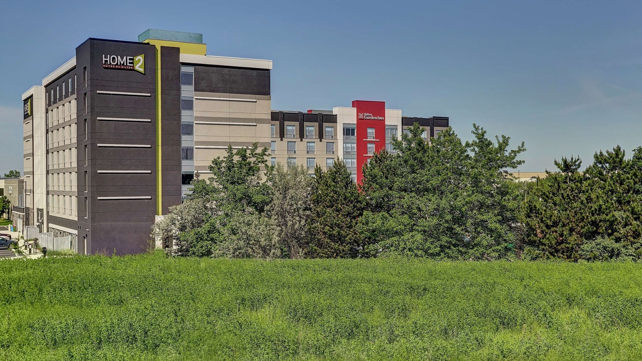 Photo of Outdoor in Steeles Industrial