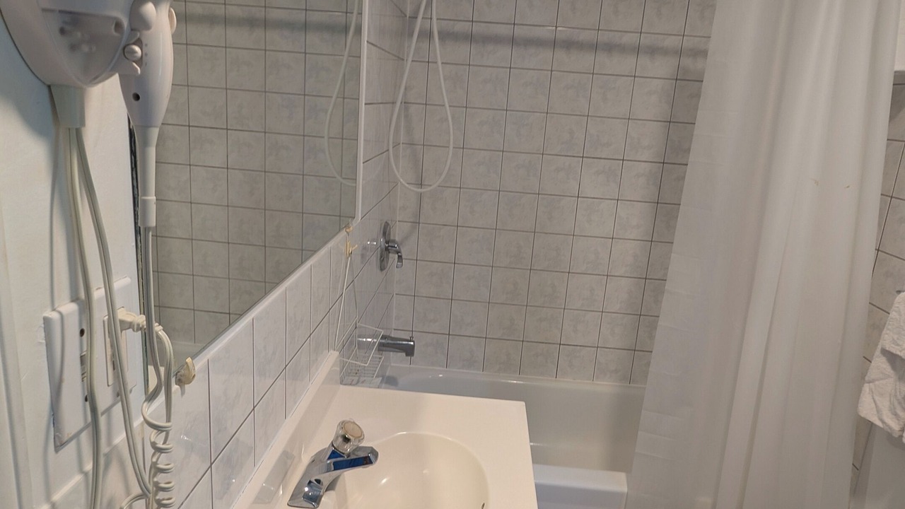 Photo of Bathroom in Gravenhurst
