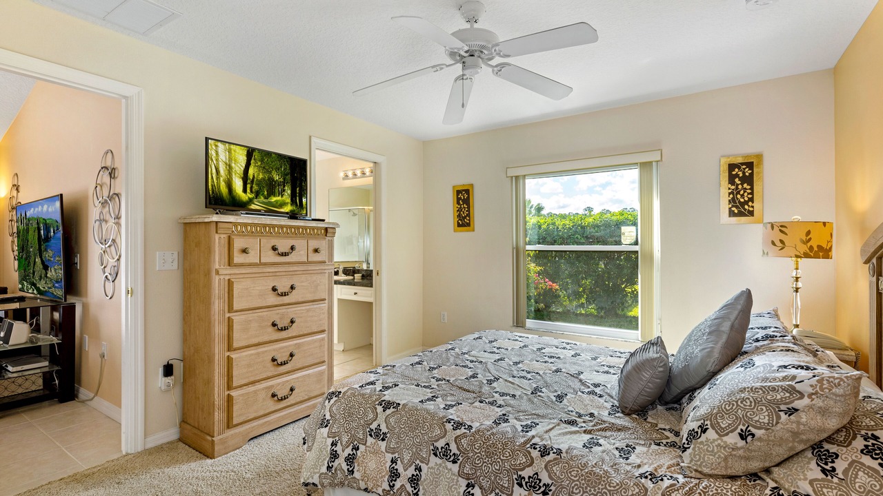 Photo of Bedroom in Tuscan Ridge