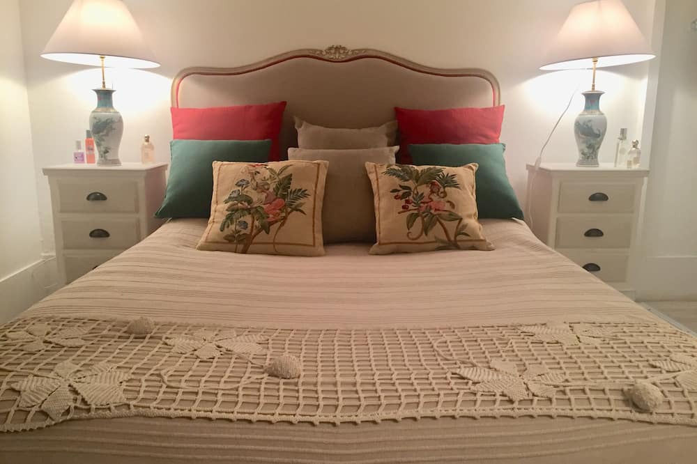 Photo of Bedroom in Plaisance