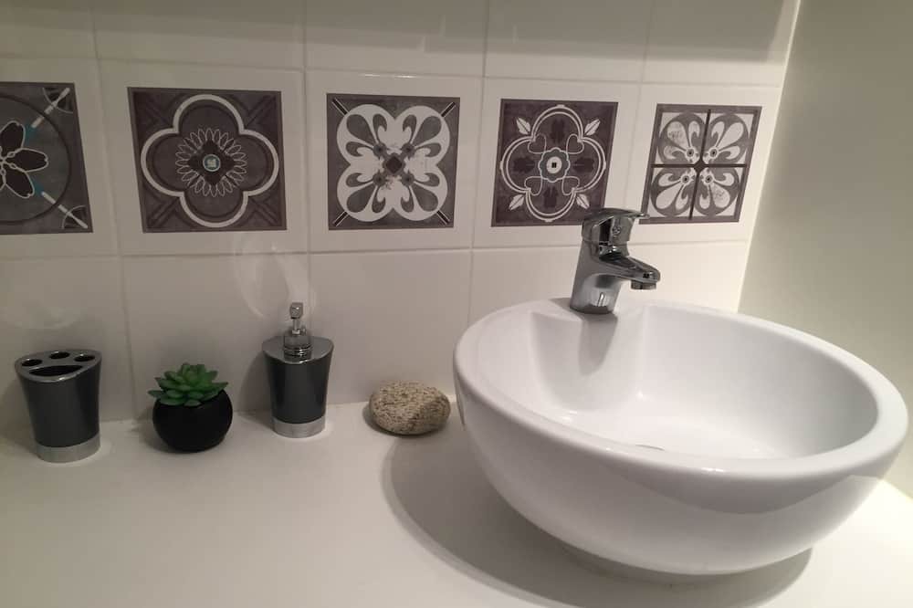 Photo of Bathroom in Plaisance