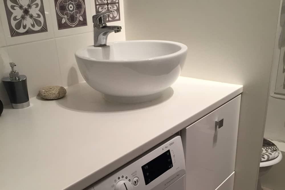 Photo of Bathroom in Plaisance