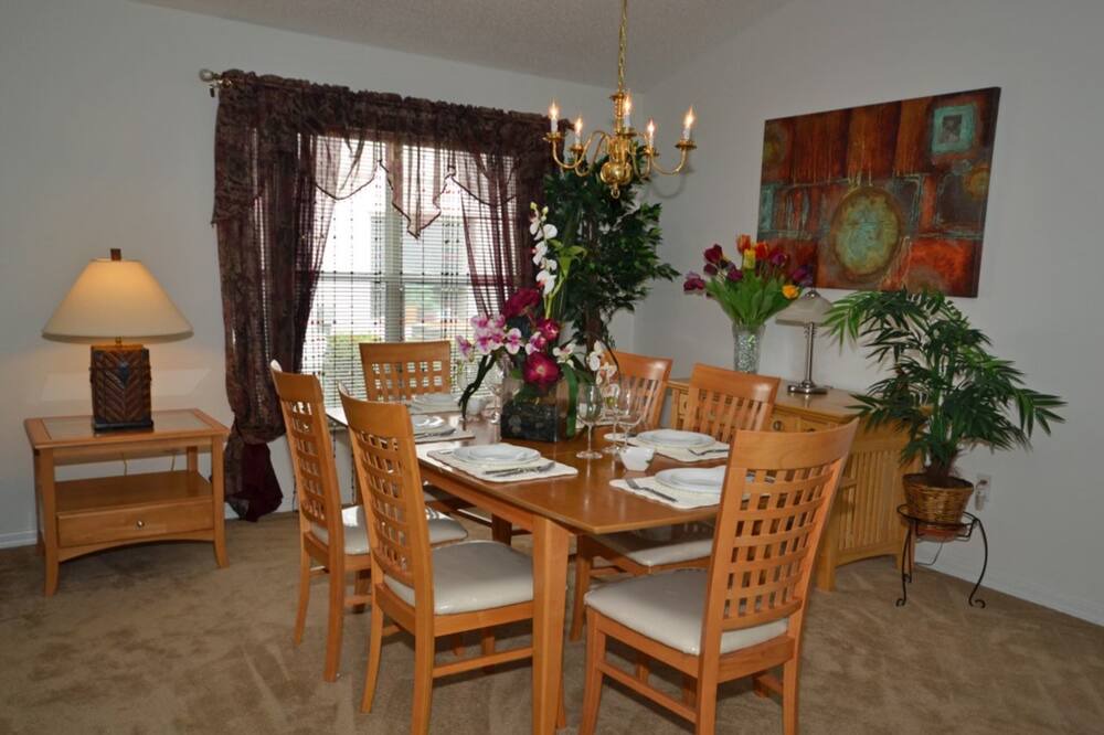 Photo of Livingroom in Haines City
