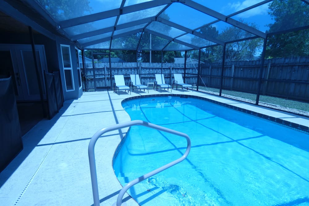 Photo of Outdoor in Riverview