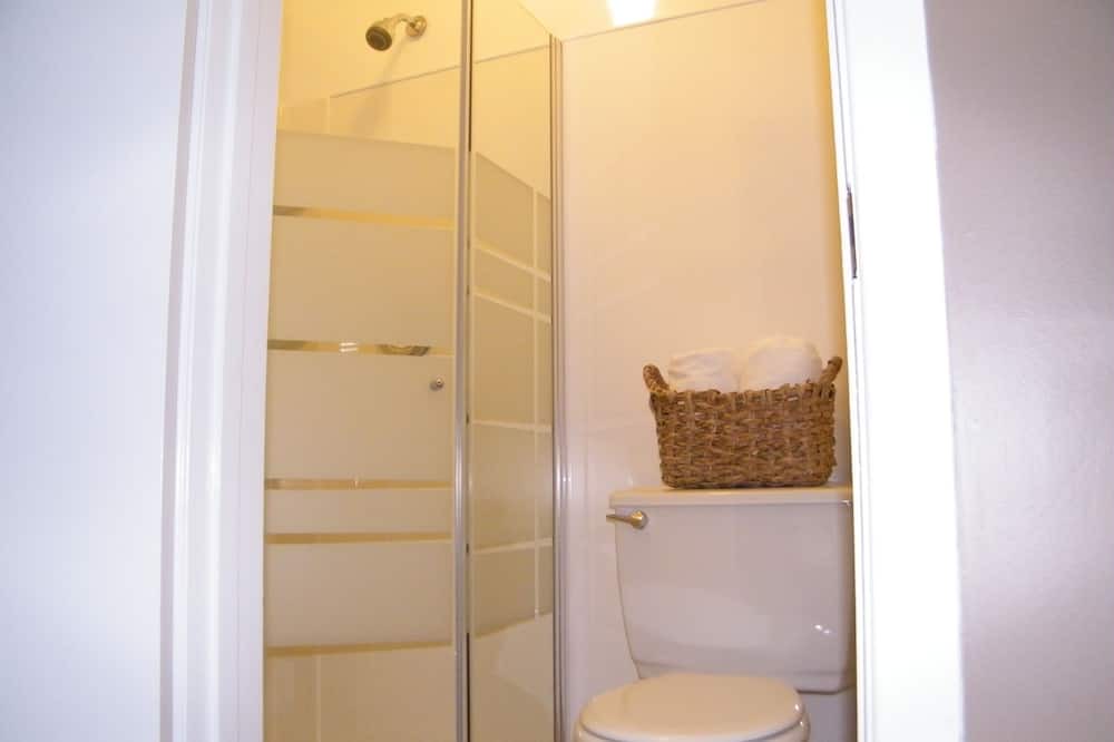 Photo of Bathroom in Gananoque