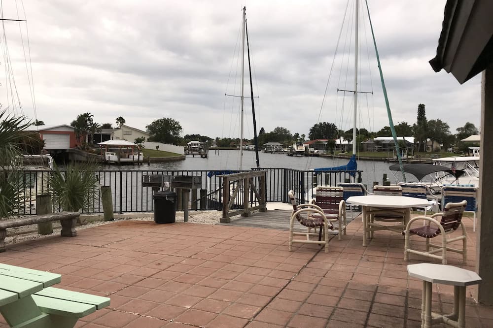 Photo of Others in Apollo Beach