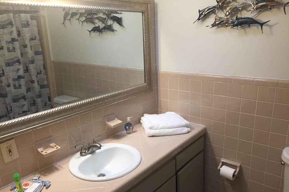 Photo of Bathroom in Ruskin