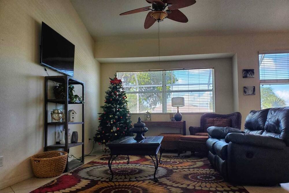 Photo of Bedroom in White Marsh