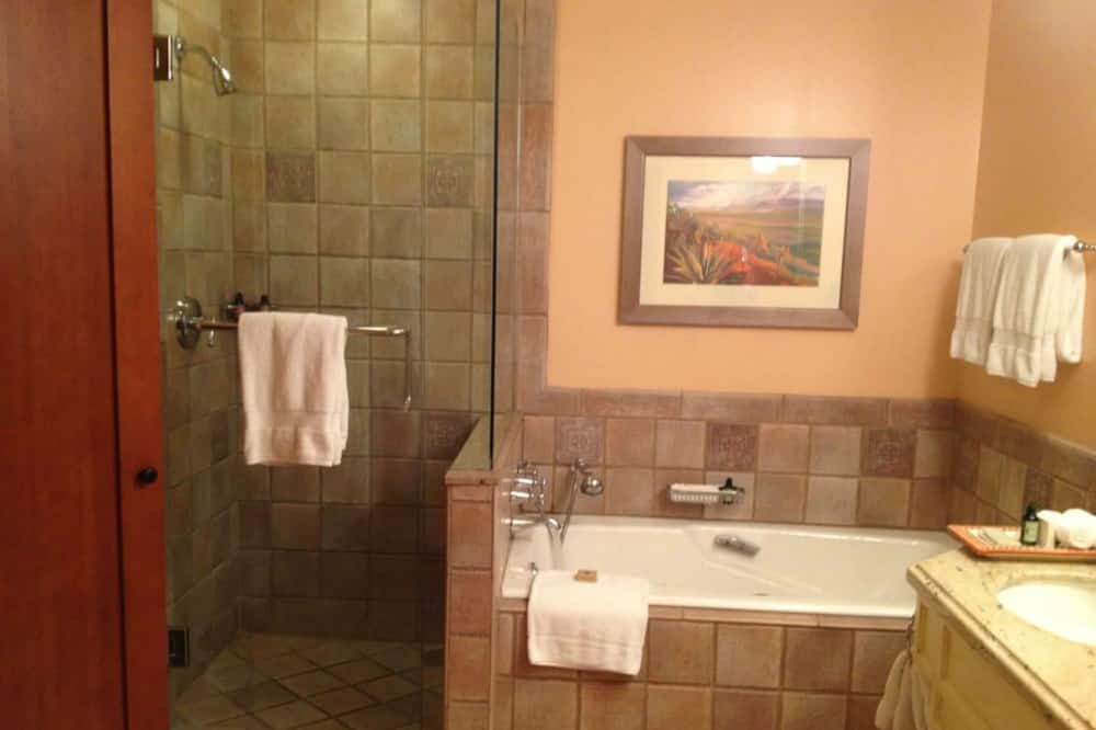 Photo of Bathroom in Troon North