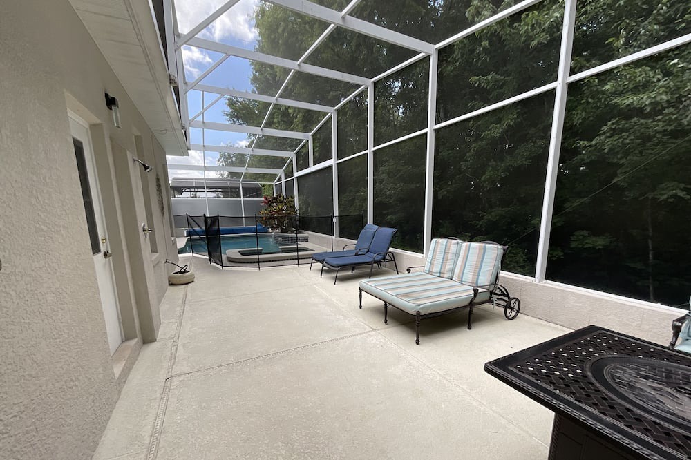Photo of Outdoor in Ridgewood Lakes
