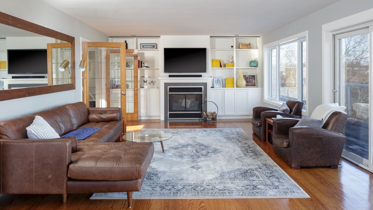 Photo of Livingroom in Prince Edward