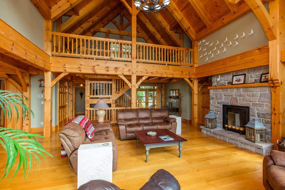 Photo of Livingroom in Bala