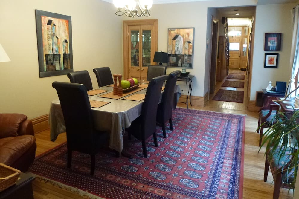 Photo of Bedroom in Cabbagetown South