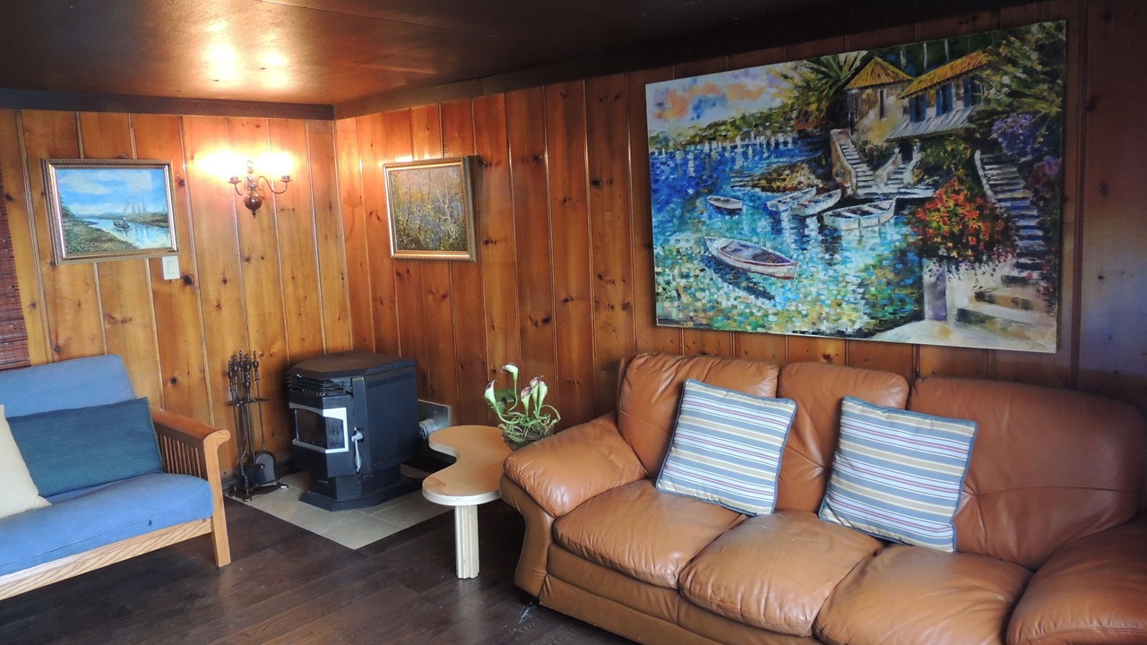 Photo of Livingroom in Grey Highlands