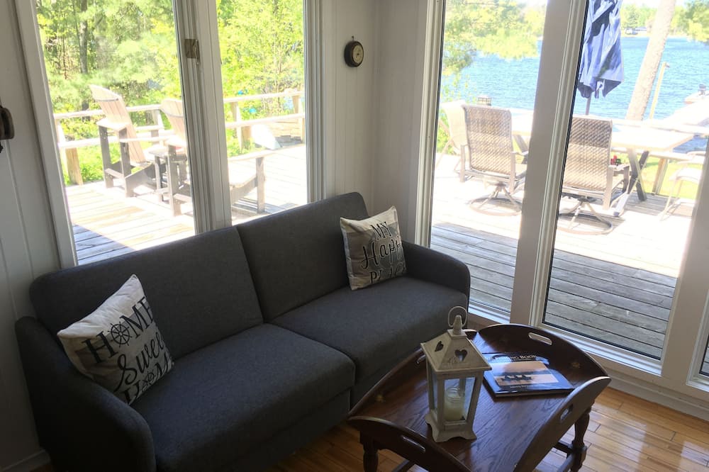 Photo of Livingroom in The Archipelago