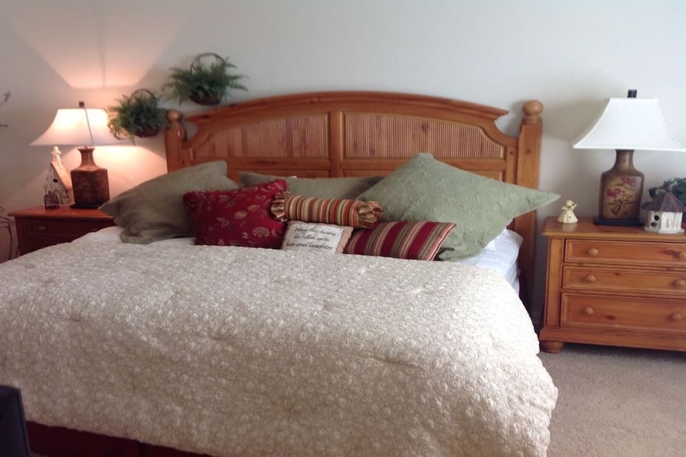 Photo of Bedroom in St. Charles
