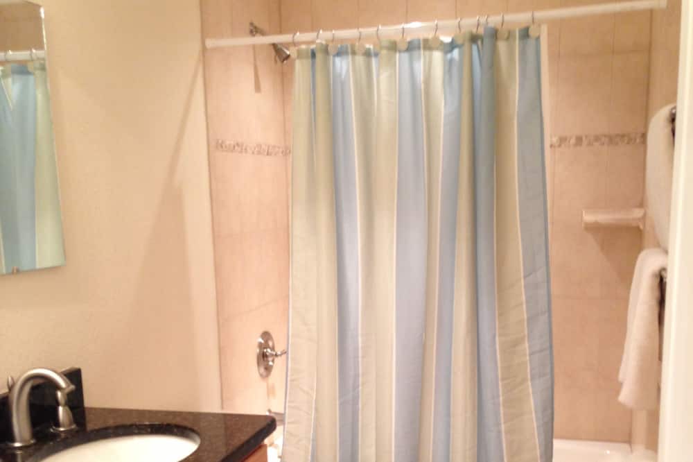 Photo of Bathroom in River Ranch