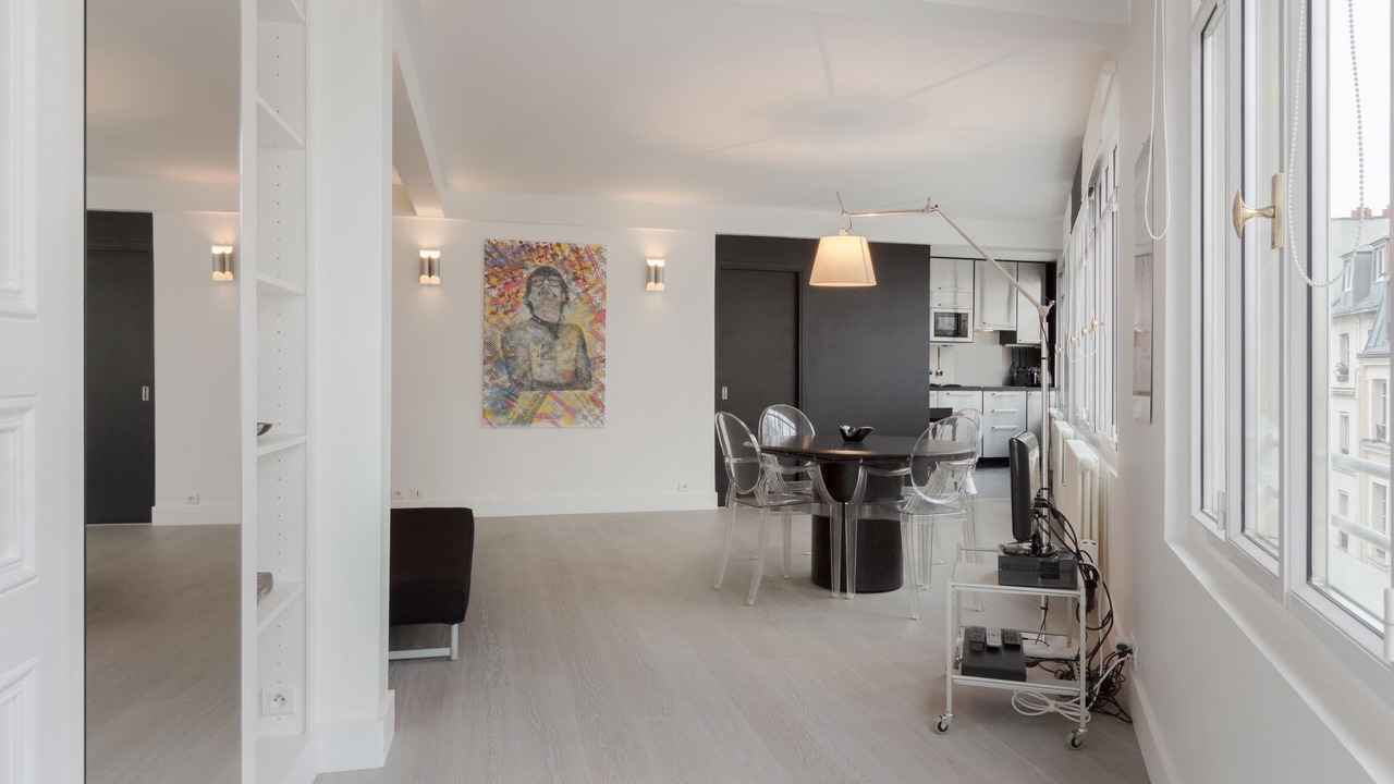 Photo of Livingroom in Archives